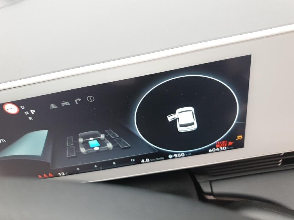 HYUNDAI EV AWD E-LITE