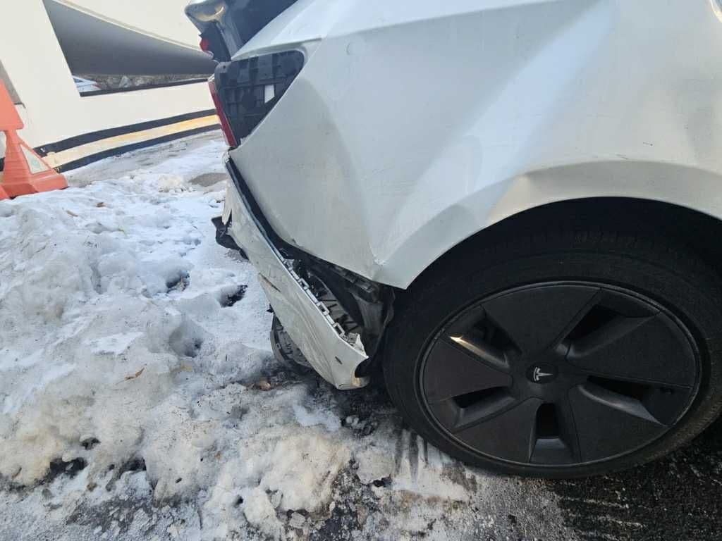 Tesla /Model 3 Standard Range Plus