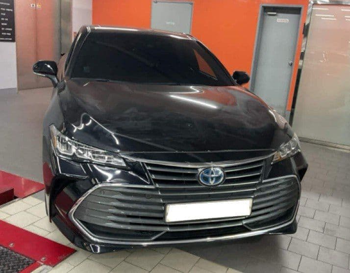 Toyota Avalon Hybrid 