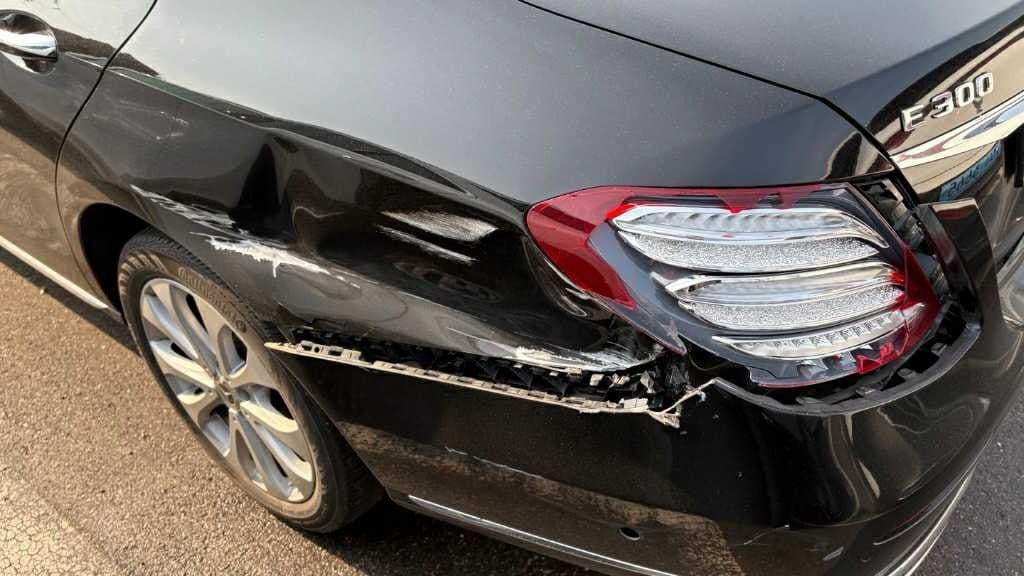 MERCEDES E ASS E 300  4Matic