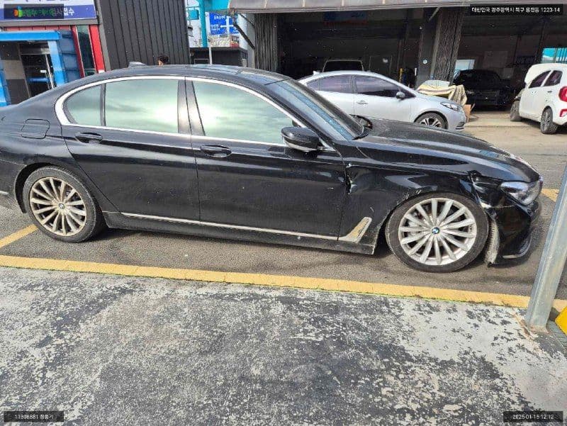 BMW 7 series 