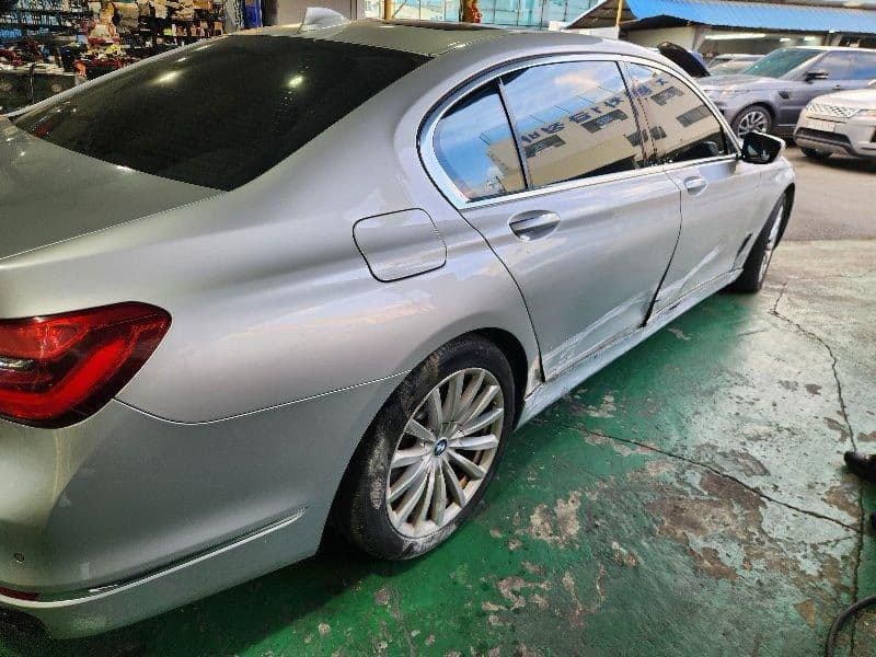BMW 7 series 